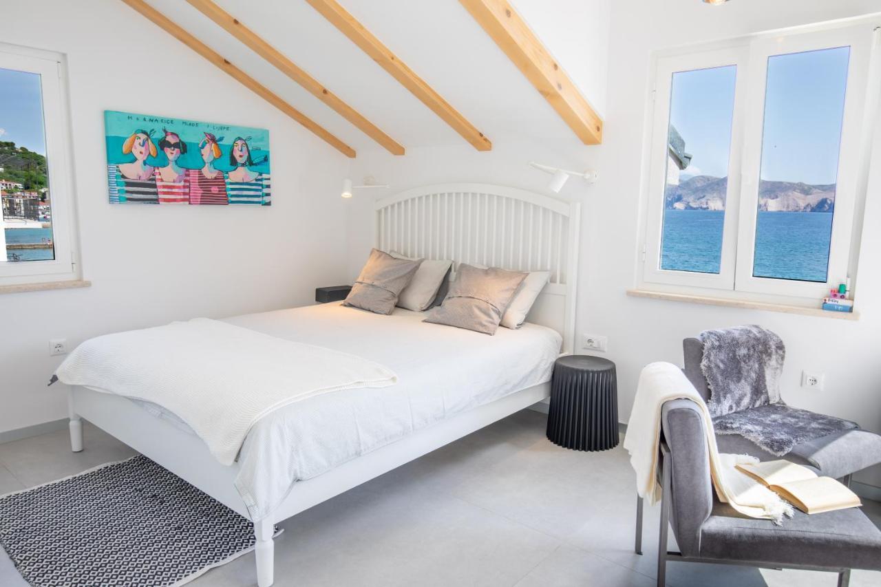 Seafront Baska Apartment Extérieur photo