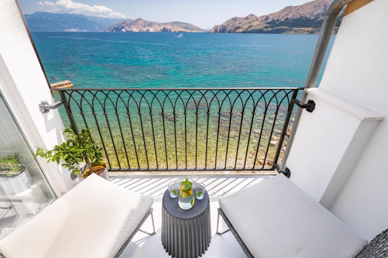 Seafront Baska Apartment Extérieur photo