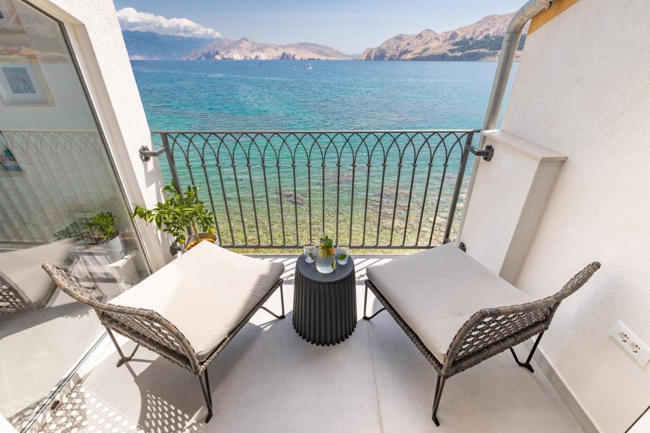 Seafront Baska Apartment Extérieur photo